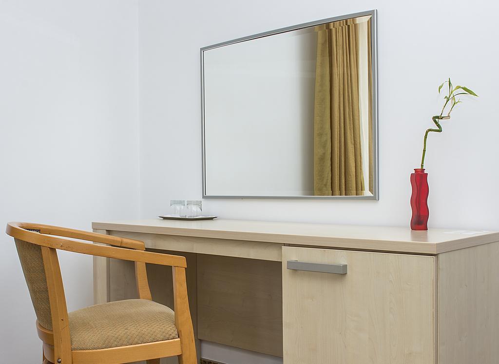 Aseltur Brasov Hotel Luaran gambar