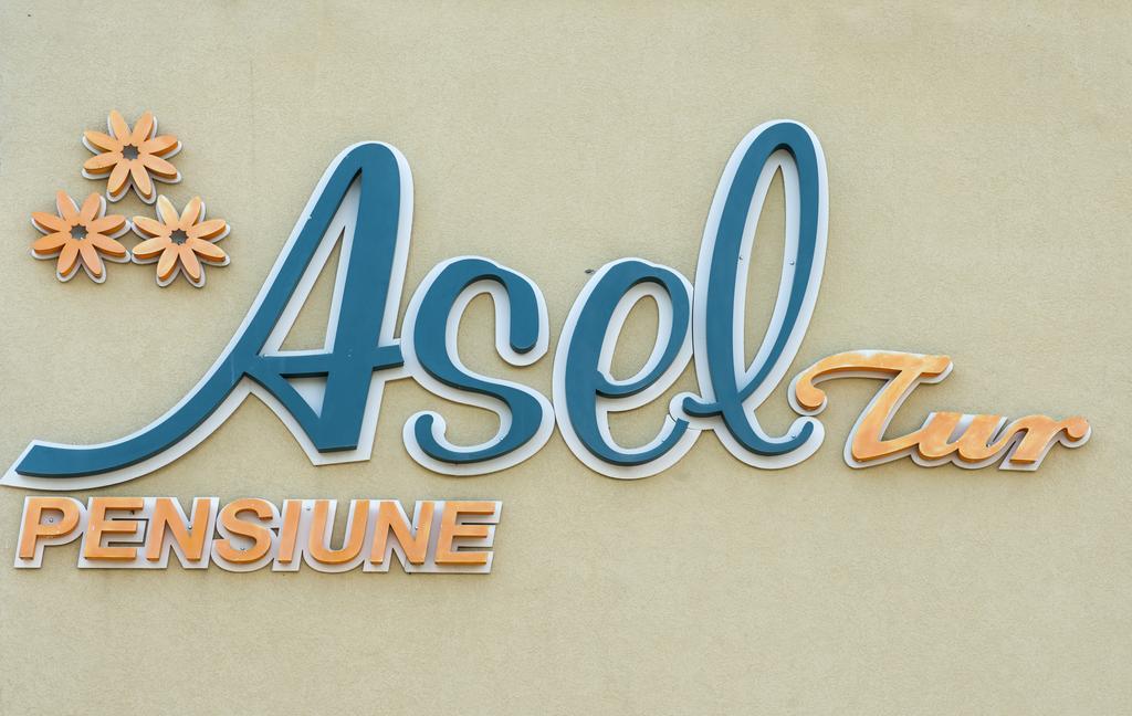 Aseltur Brasov Hotel Luaran gambar